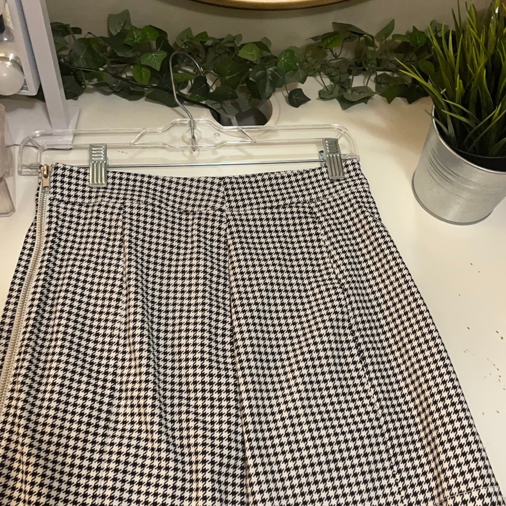 FOREVER 21 PLAID SKIRT